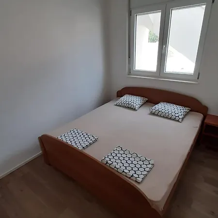 One-bedroom A2