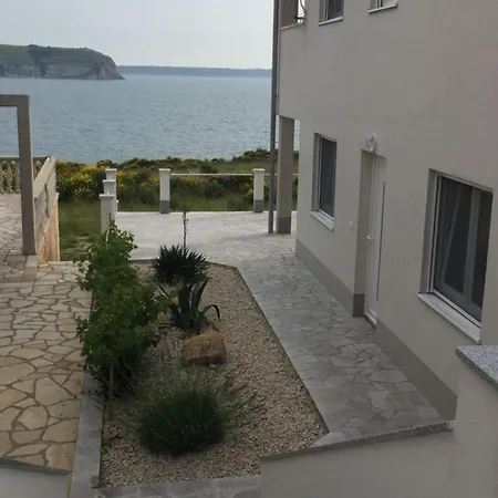 Apartamento One-bedroom A2 Rtina
